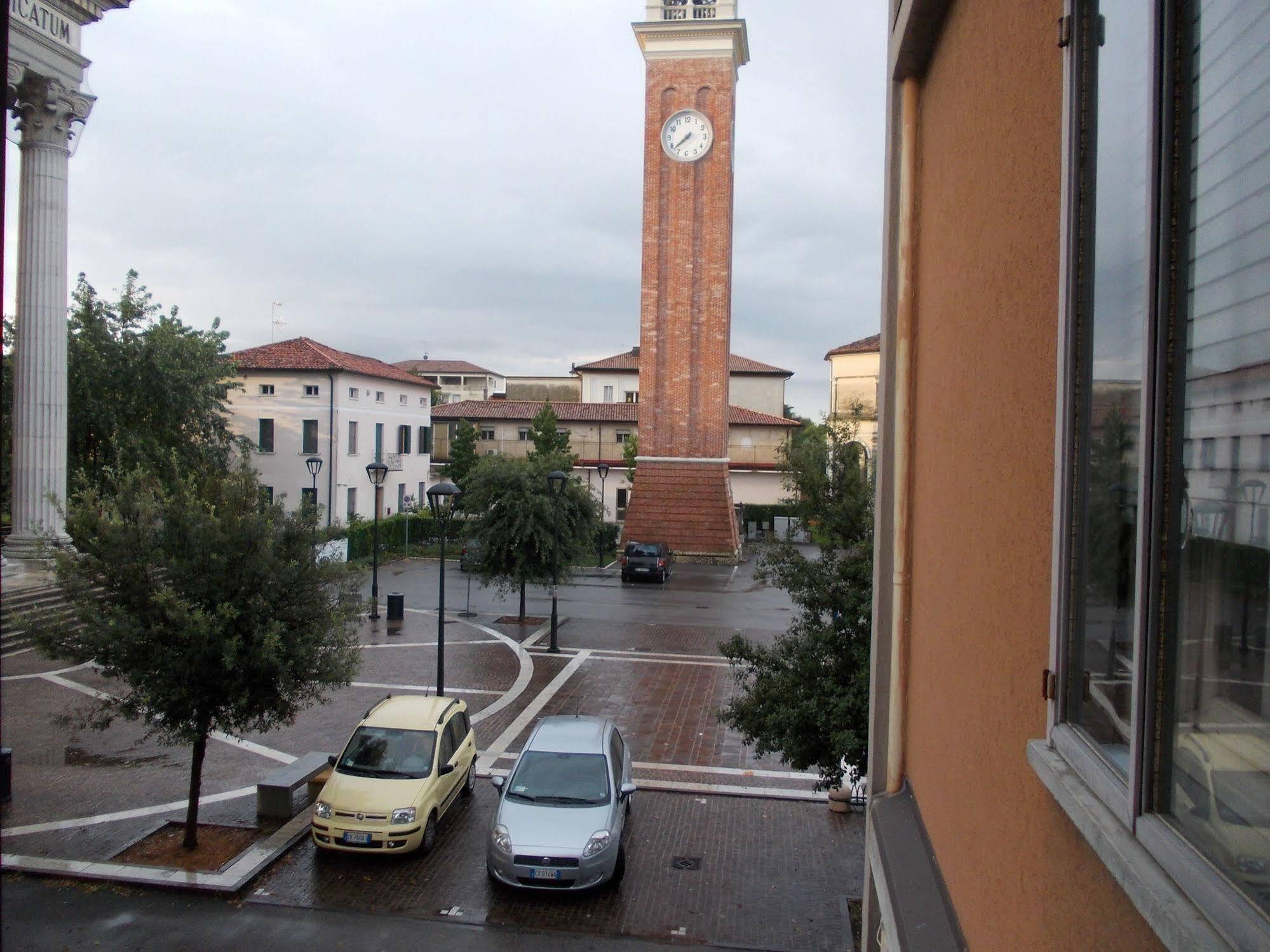 Travellers Lodge Bed & Rooms Treviso Zewnętrze zdjęcie
