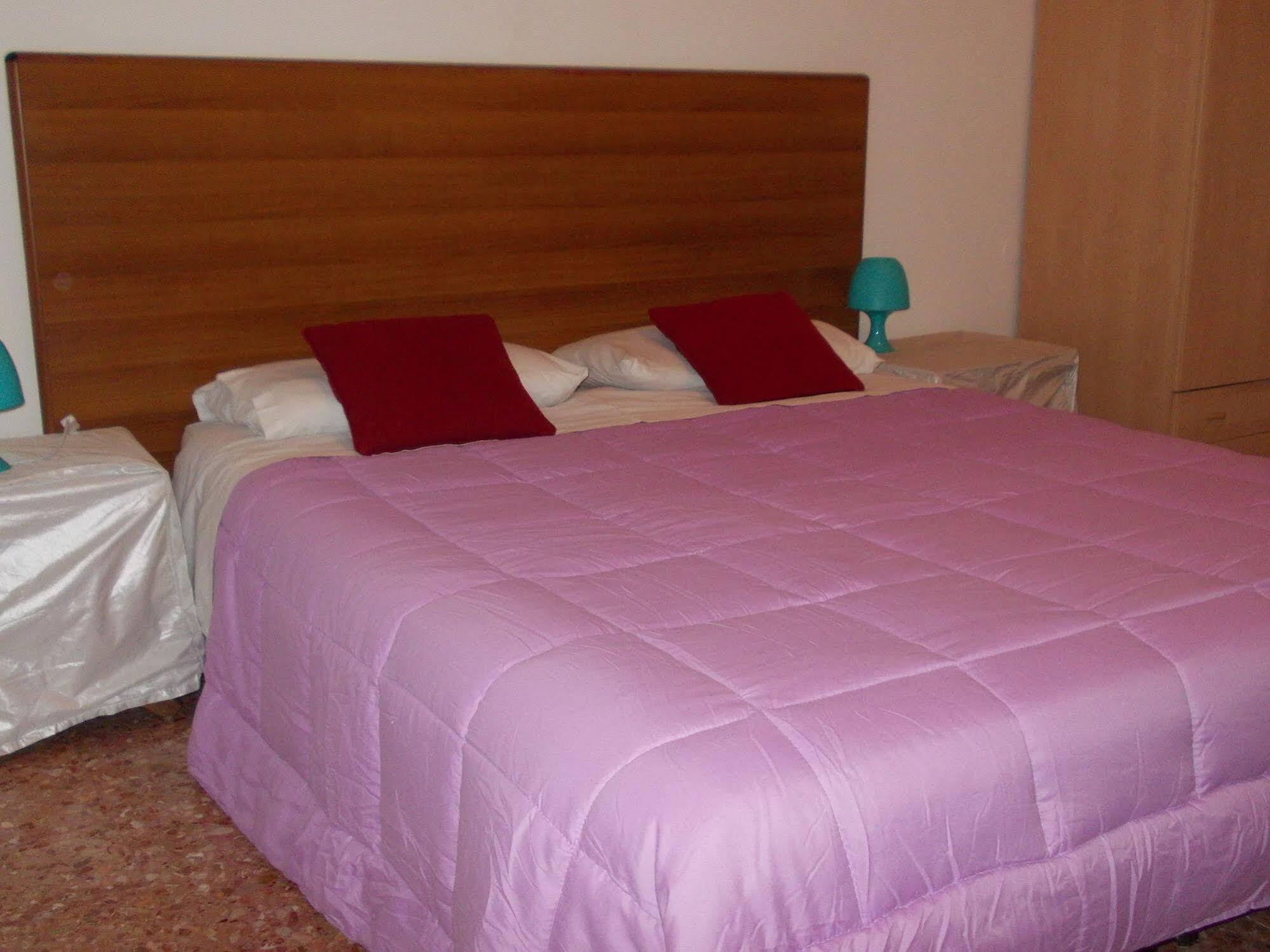 Travellers Lodge Bed & Rooms Treviso Zewnętrze zdjęcie